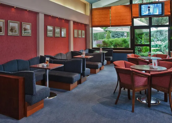 Booking Hotel & Spa