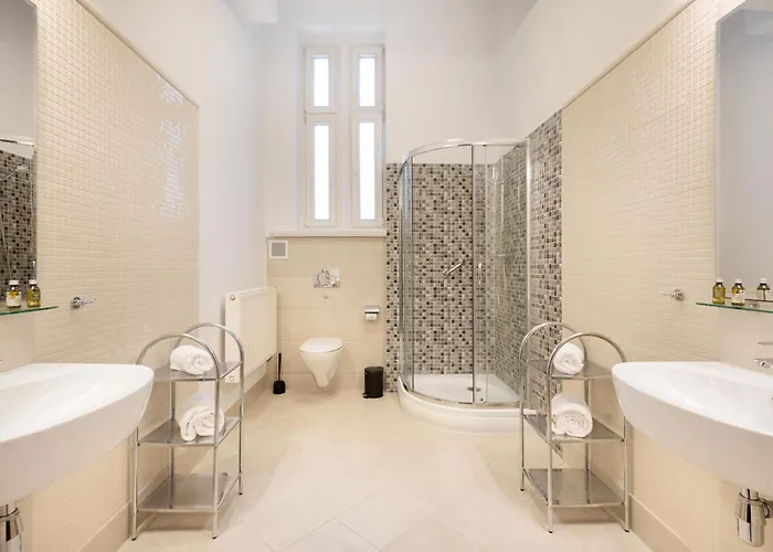 Brovaria Boutique Hotel Stary Rynek - Old Town Square