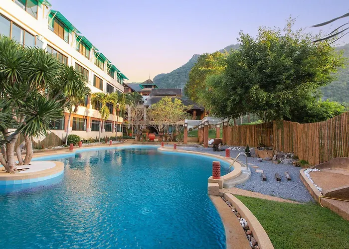 โรงแรมเขาใหญ่ฟ้าใส Khaoyai Fahsai Hotel