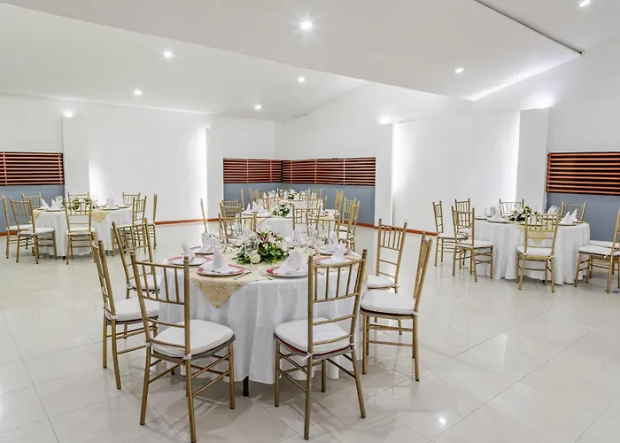 GHL Hotel Club el Puente