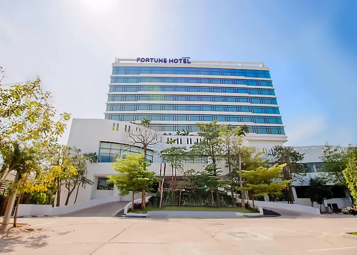 Fortune Hotel Korat- Sha Plus