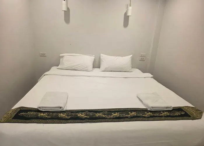 Cha-Am Fish Star Hotel