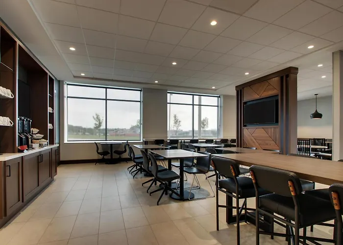 Hyatt Place Milwaukee Downtown