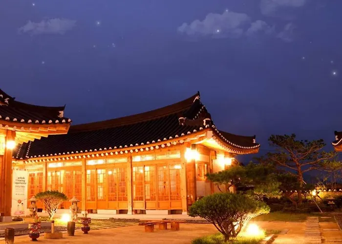 Hwangnamguan Hanok Village