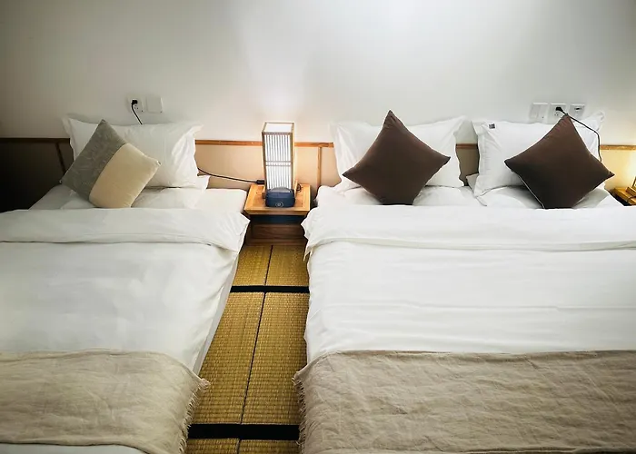 Daguan Academy Chinese Ancient Style Hotel