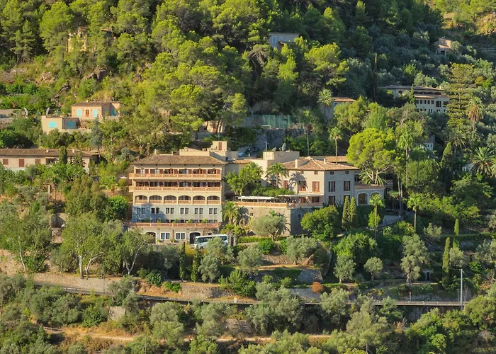 Es Moli Hotel