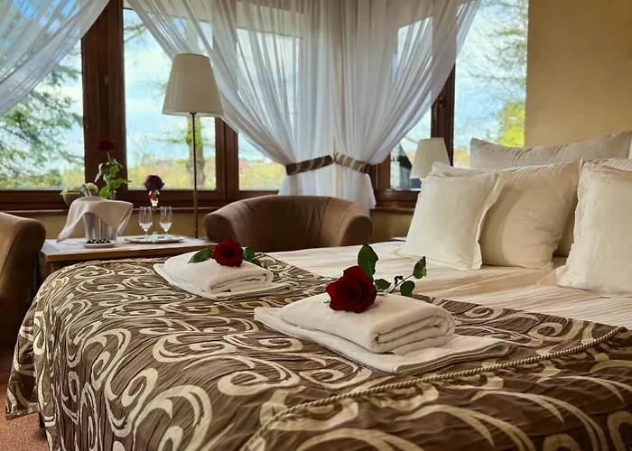 Hotel Dwór Karolówka