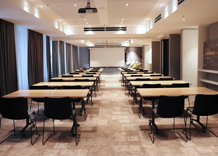 Ibis Yerevan Center