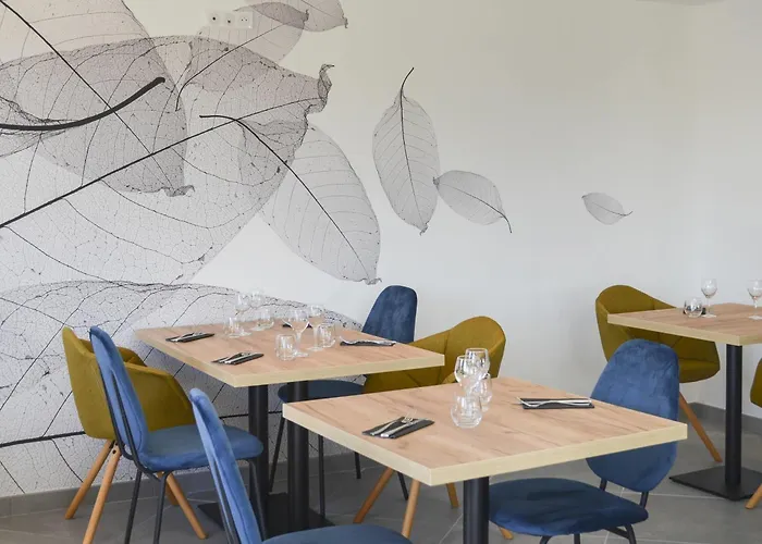 Ibis Styles Fougeres