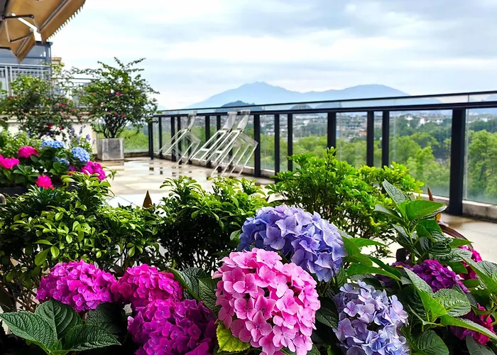Riverside Wing Hotel Guilin