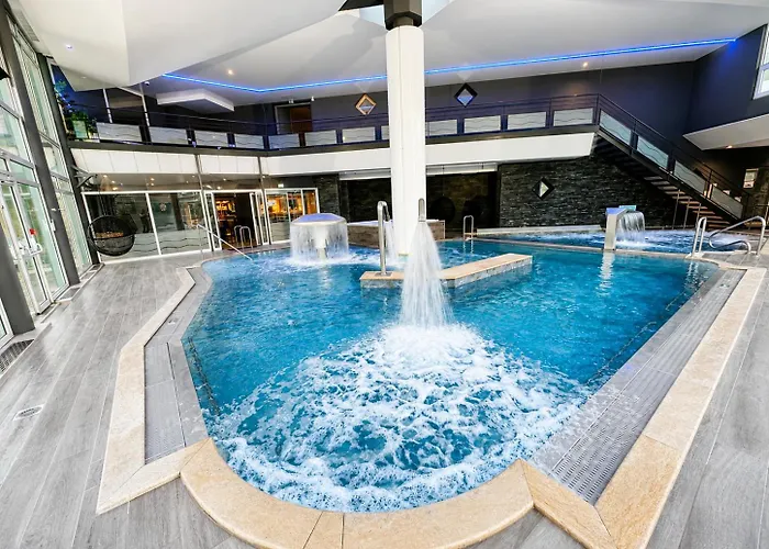 Logis Hotel & Spa Marina D'Adelphia