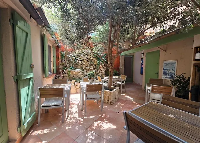 Hotel Le Colbert