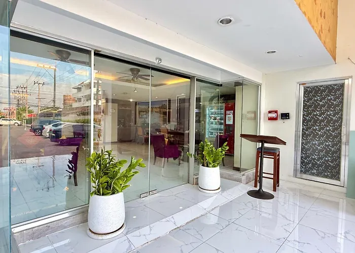 Hôtel au bord de la rivière Ayothaya