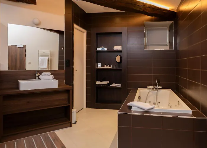 Chateau Du Mont Joly