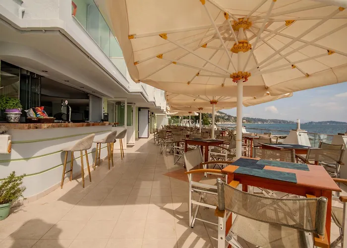 Hotel Corfu Maris Benitses 