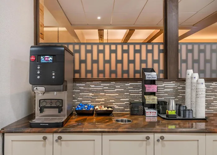 Best Western Plus Inntowner Madison