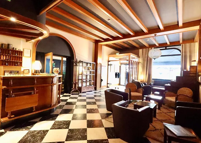 Hotel Du Pot D'Etain