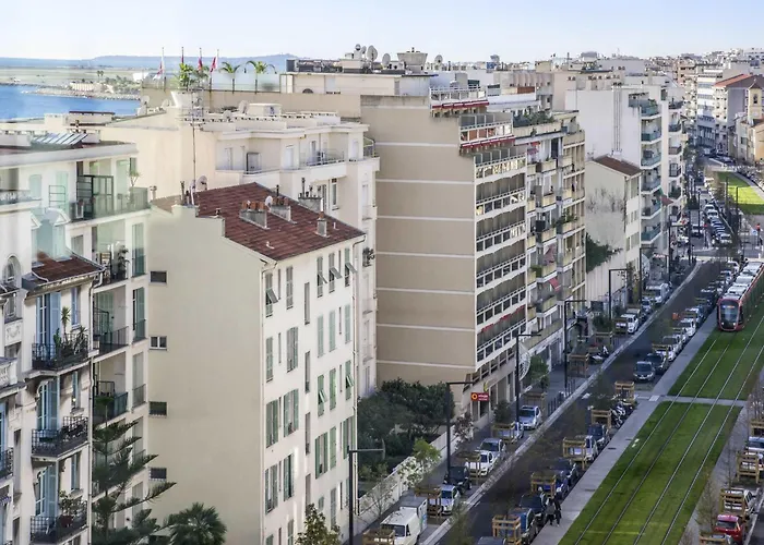 Ibis Budget Nice Californie Lenval