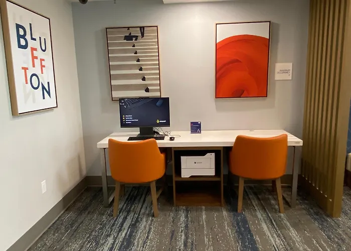 Holiday Inn Express Bluffton By Ihg