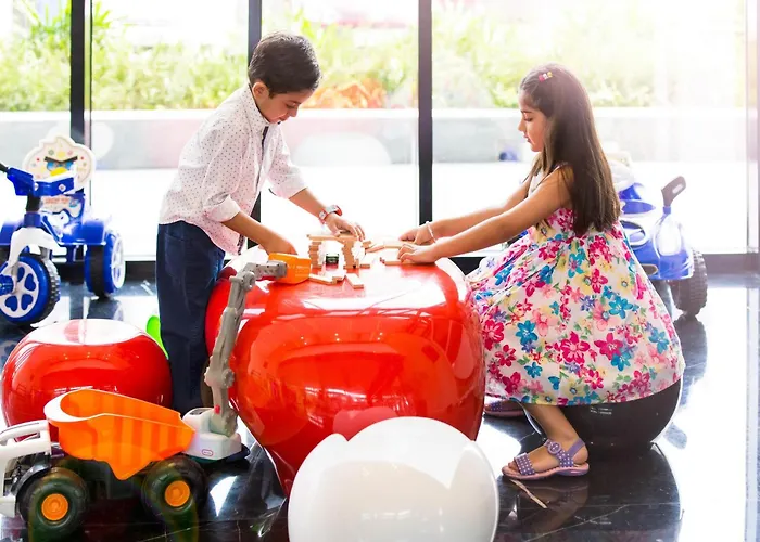 Novotel Kolkata Hotel And Residences