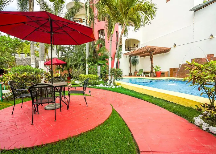 Hotel y Suites Los Encantos