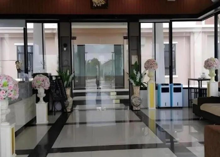 S-Tawan Hotel & Convention