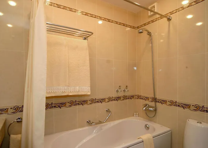 Grand Hotel London