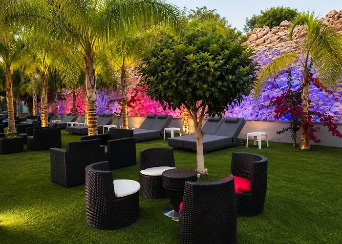 Corfu Hotel
