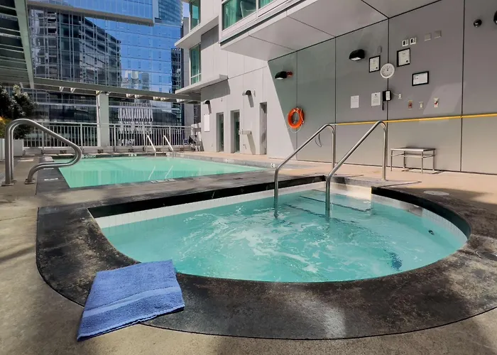 Coast Coal Harbour Vancouver Hotel By Apa