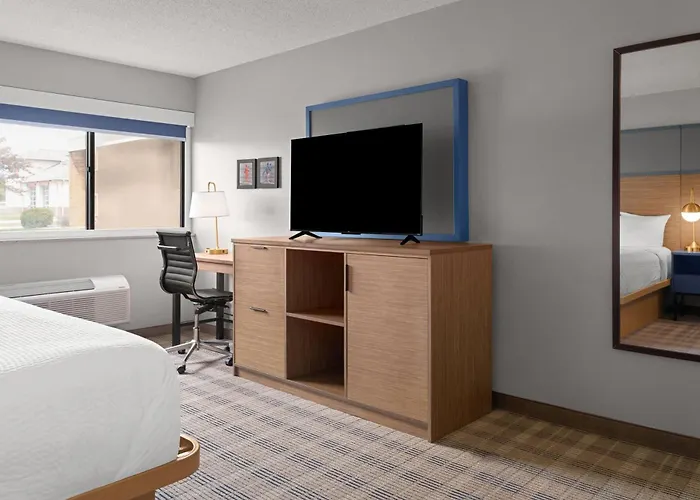Americinn By Wyndham Marshfield
