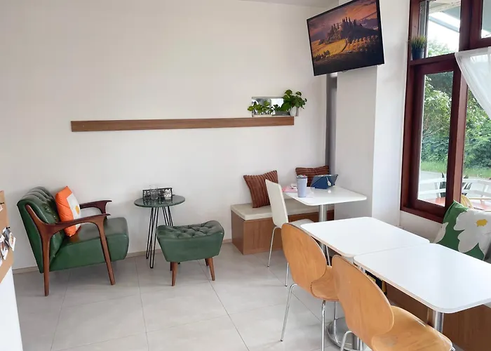 U Dee Room And Coffee