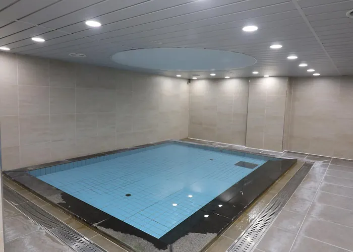 Seogwipo Js Hotel