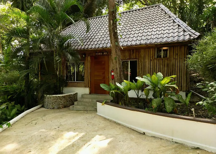 Falling Leaves Lodge