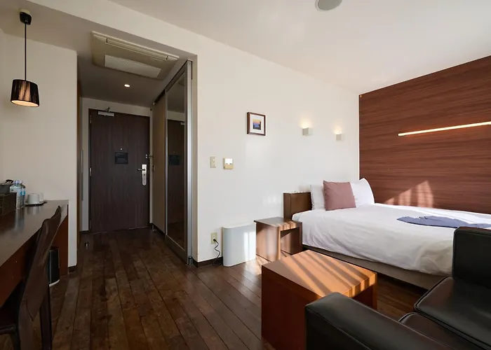 Hotel Day By Day