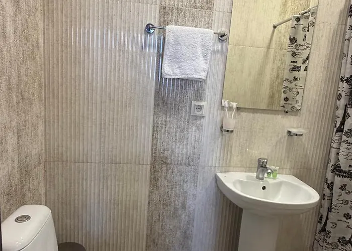 Yolyans Hotel
