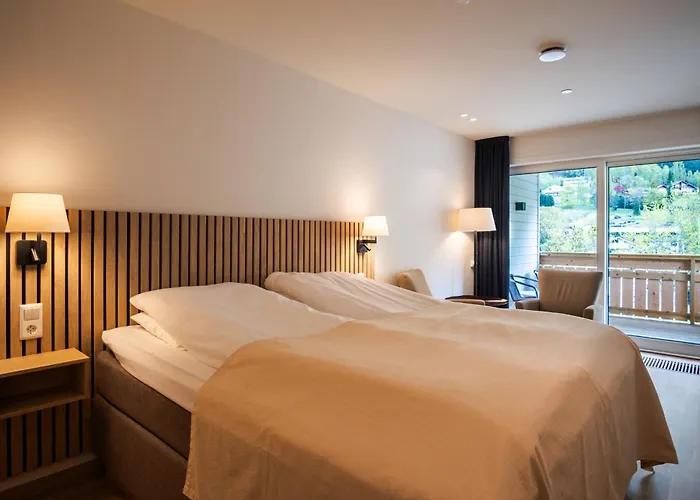 Hotel Loenfjord Loen