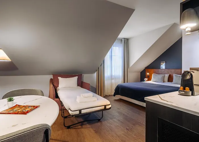 Rockypop Grenoble Hotel