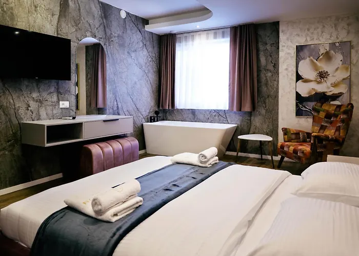 Nafron Hotel