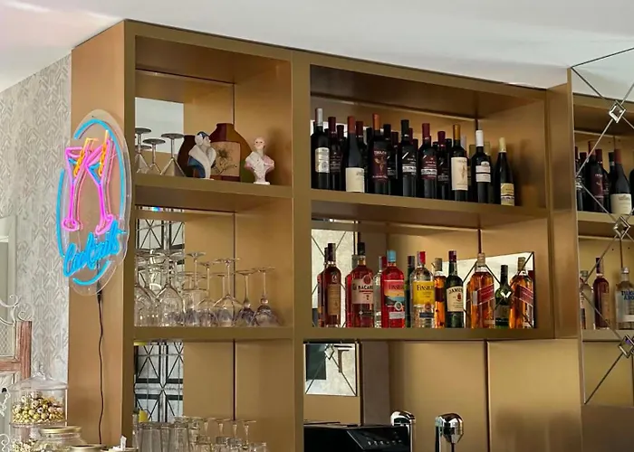 Hotel Legiandro Surami