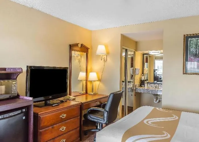 Quality Inn Calera I-65 Exit 231