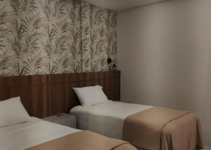 293 Vip Suites