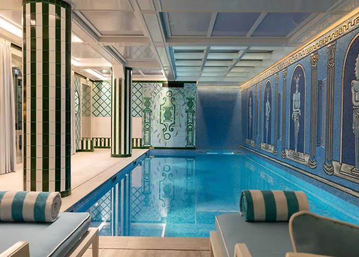 Hôtel Le Magnifique Paris