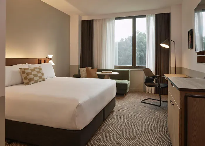 Flagstaff Gardens Hotel Melbourne