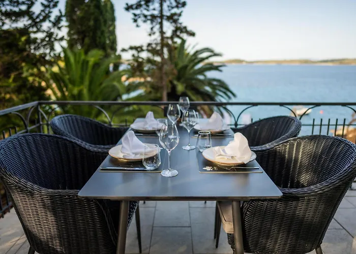 Hotel Podstine