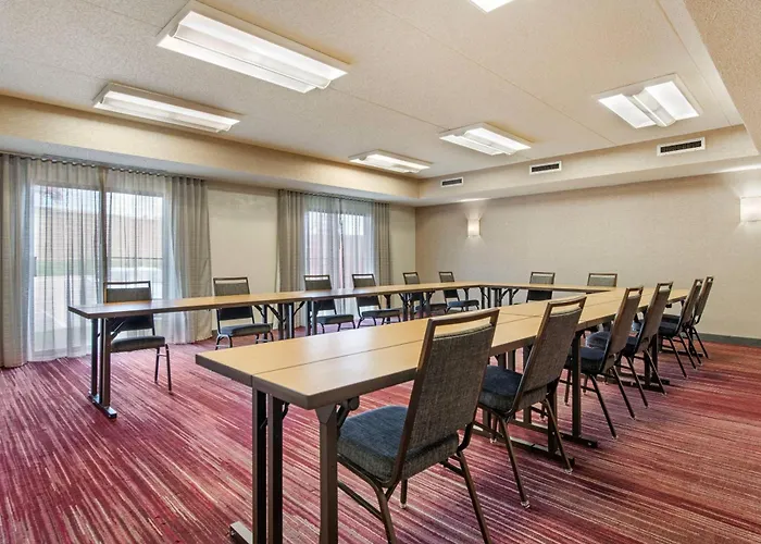 Comfort Inn & Suites Eden Prairie - Minneapolis Southwest