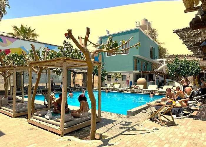 Viajero Huacachina Hostel