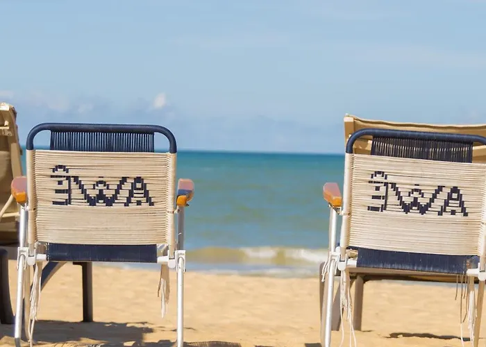 Awe Villa Boutique & Beach Club