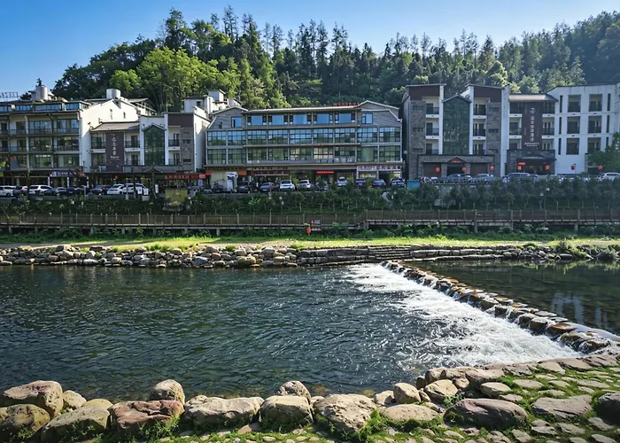 Zhangjiajie Boman Smart Hotel -10Min To Forest Park East Gate & English Butler & Tour Tickets