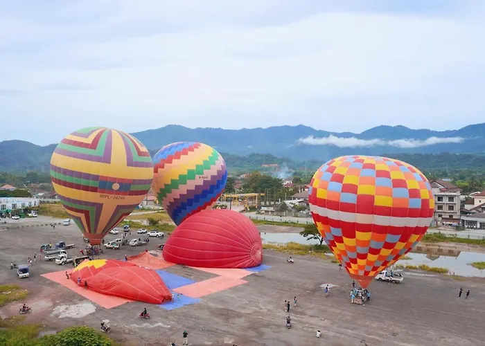Vangvieng Sisavang Mountain View Hotel