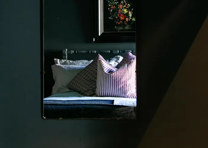 Hotel Lola
